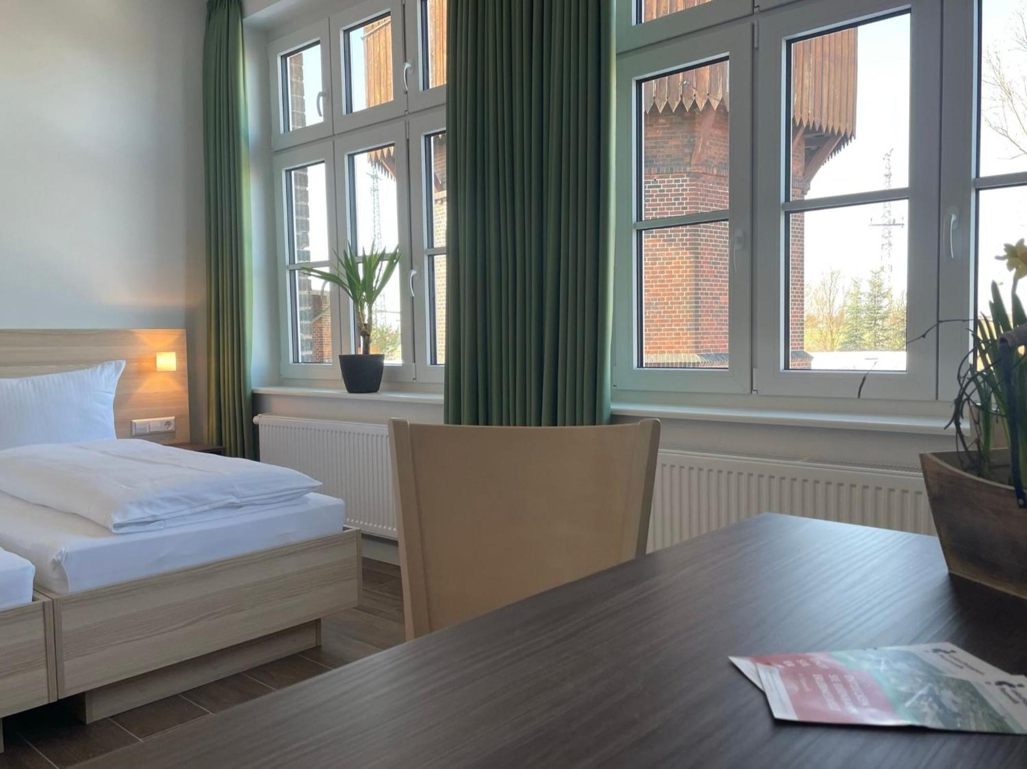 Lokschuppen Pasewalk- Gaestehaus Lokschuppen 외부 사진